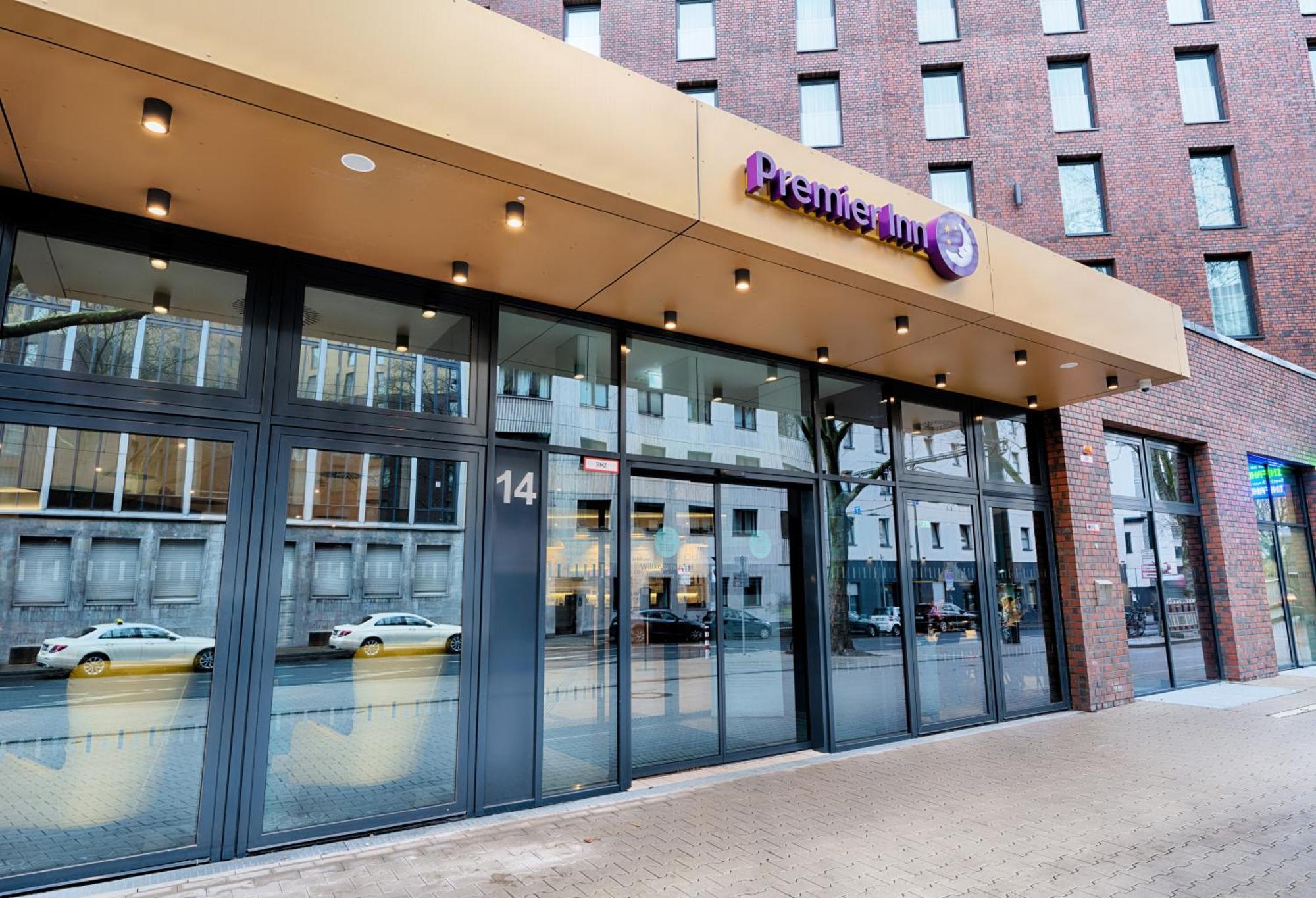 Premier Inn Duesseldorf City Friedrichstadt Exterior foto